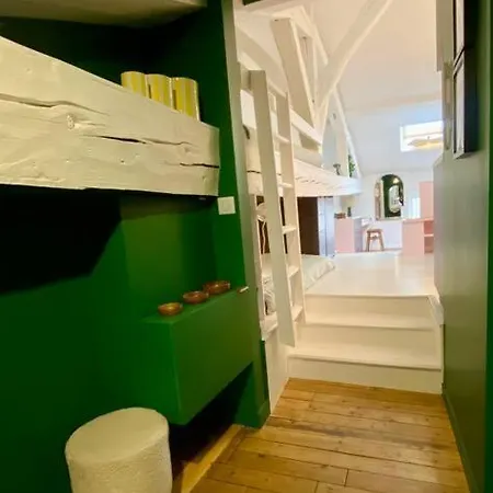 Cocon Sous Les Toits De *