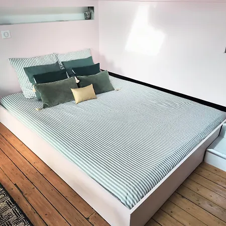 Cocon Sous Les Toits De Bordeaux