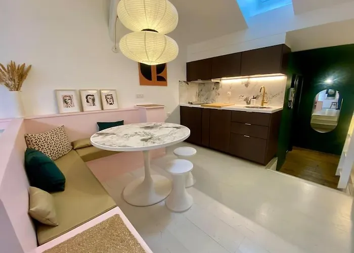 Cocon Sous Les Toits De Apartment *